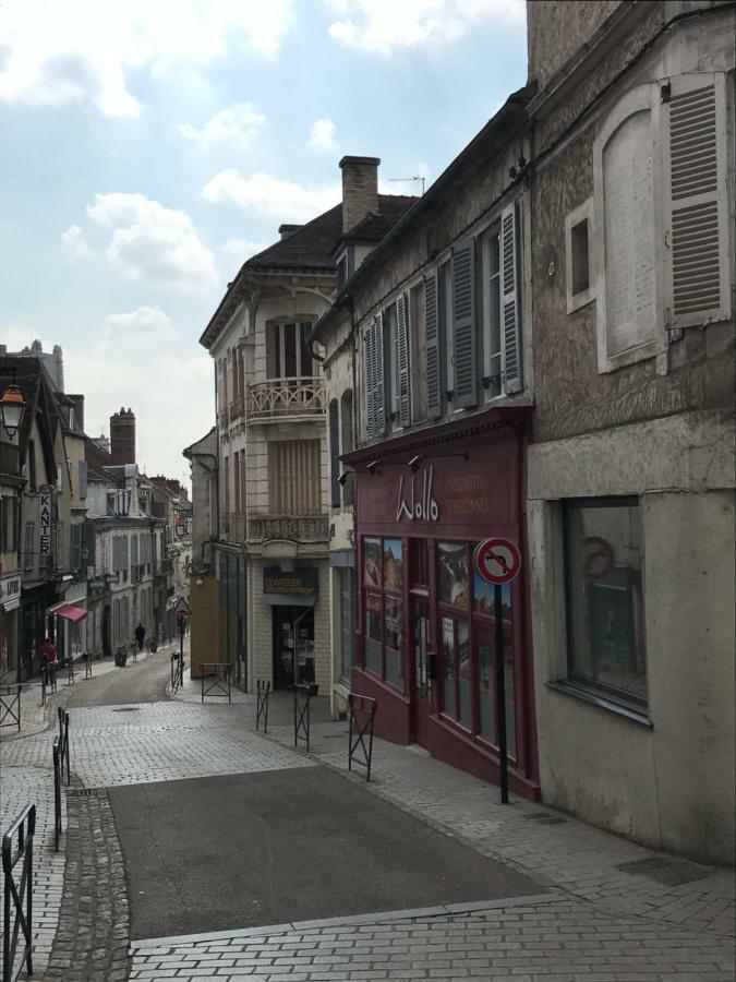 Апартаменты Auxerre Rue Joubert Экстерьер фото